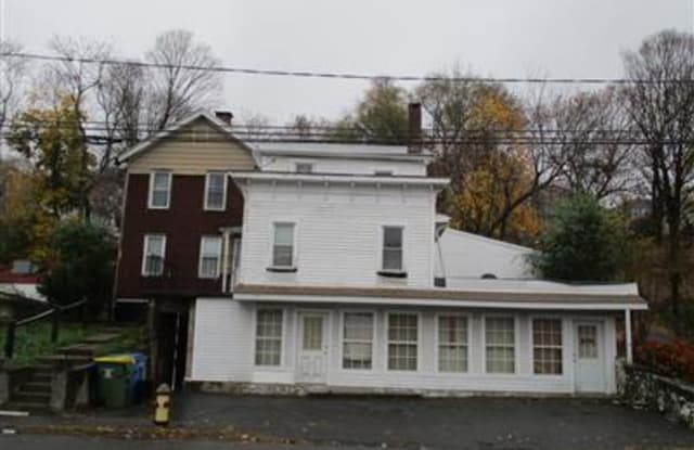 1599 South Main Street - 1599 South Main Street, Waterbury, CT 06706