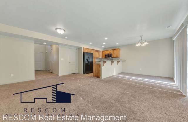 2042 Evans Cove Loop Gallery 3