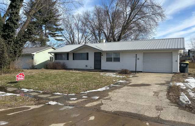 Freshly Updated 3-Bedroom, 1-Bathroom Home – $1,375/Month photos photos