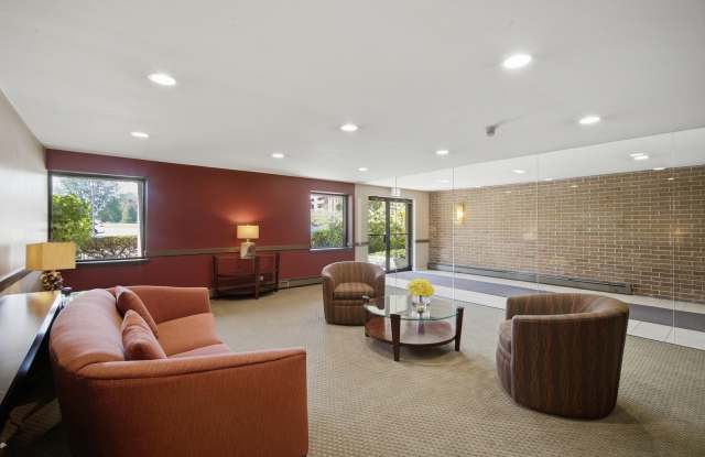 1755 lake cook Road Gallery 3