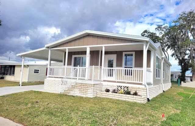 6429 Forest Lake Dr Gallery 1