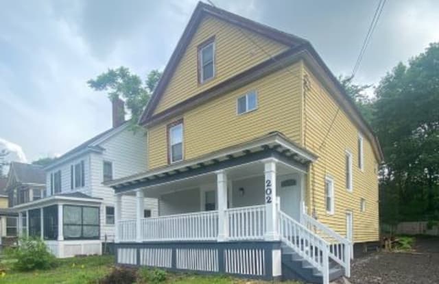 202 Greenwood Place1 - 202 Greenwood Place, Syracuse, NY 13210