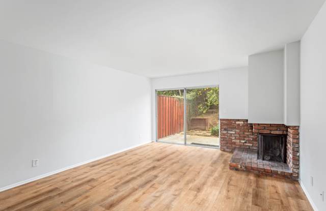 7398 Davenport Road Gallery 4