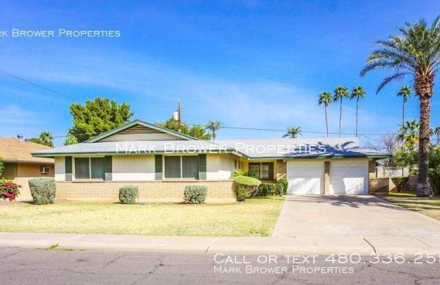 1122 E Campus Dr - 1122 East Campus Drive, Tempe, AZ 85282
