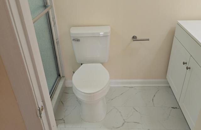 16845 Hillsboro Road - 16845 Hillsboro Road, Loudoun County, VA 20132