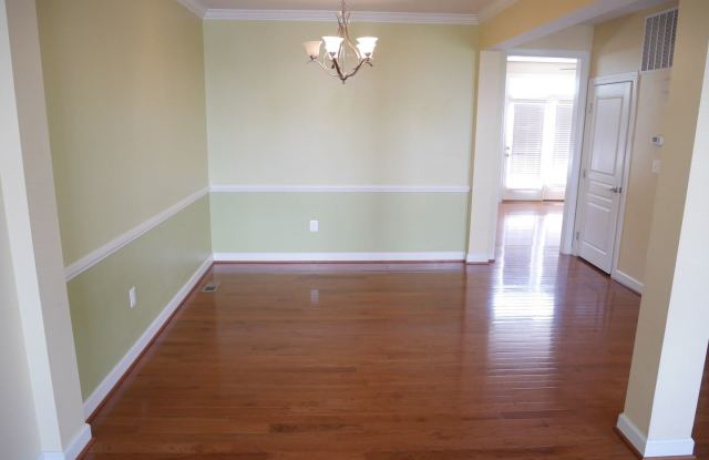 10526 Old Ellicott Cir Gallery 3