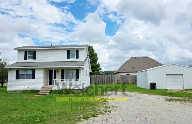 3 bedroom, 2 bath Two-Story Home South Jonesboro photos photos