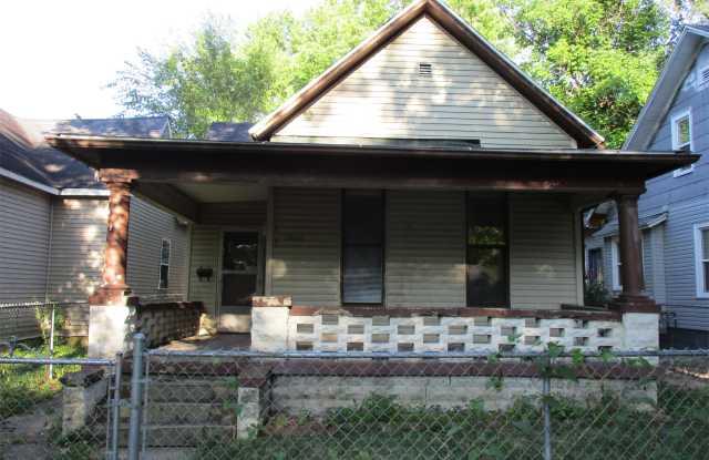 1006 North 9th Street - 1006 North 9th Street, Terre Haute, IN 47807