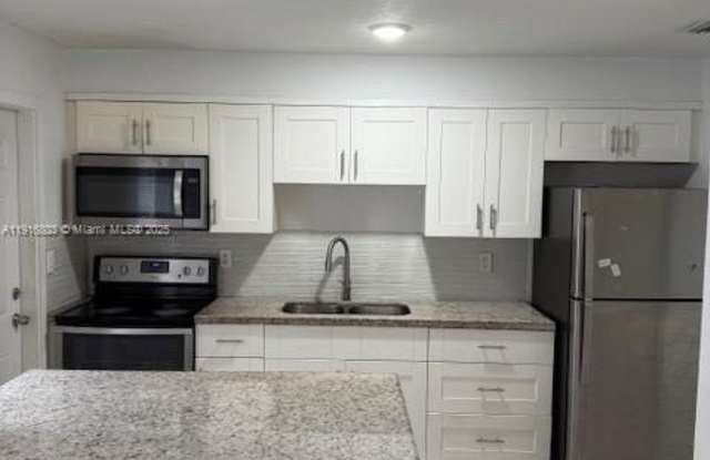 1831 Jefferson St photos photos