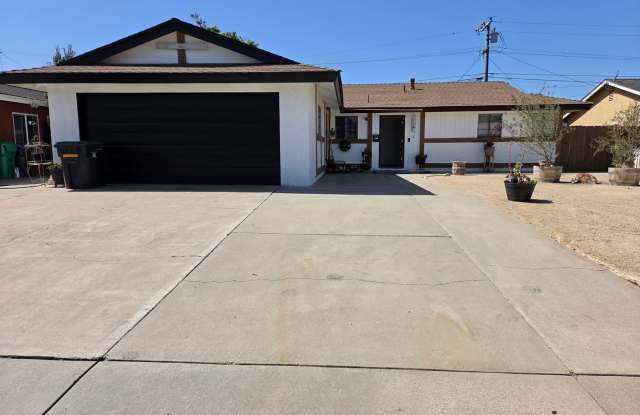 3 Bedroom, 2 Bathroom Home – Santa Maria Gallery 1