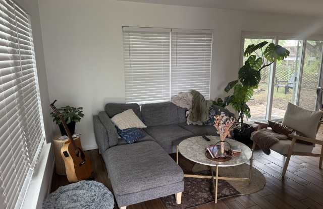 6208 Mountain Shadows Drive A Gallery 2