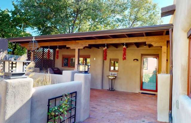 901 Galisteo St - 901 Galisteo Street, Santa Fe, NM 87505