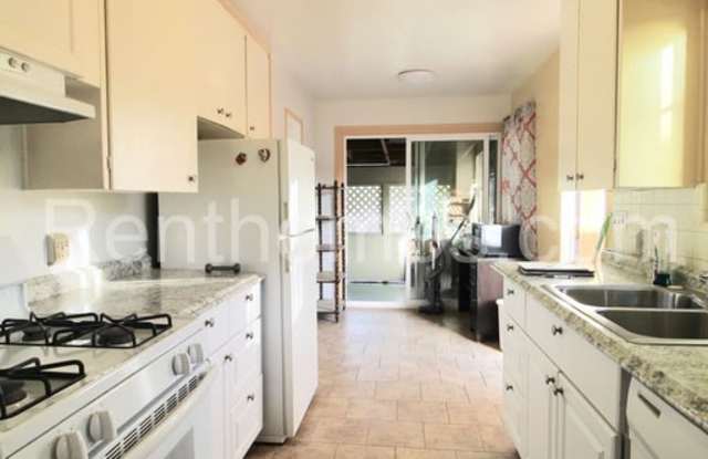 2035 Laurinda Place Gallery 3