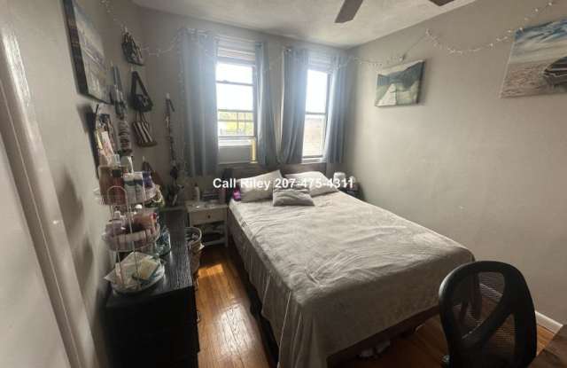 1480 Commonwealth Ave. Gallery 3