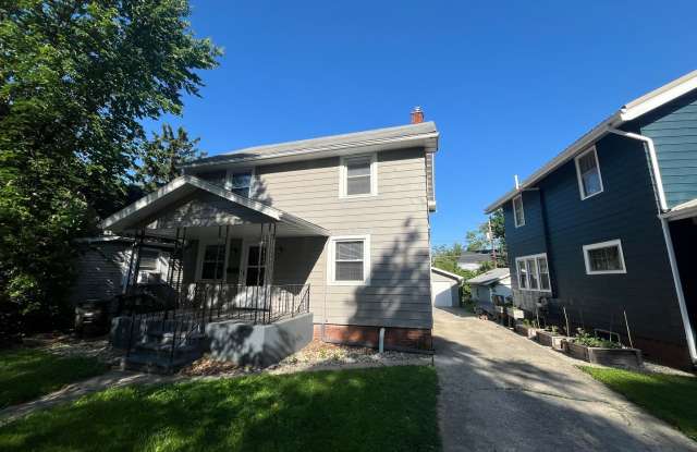 2501 Oakridge - Nice Three Bedroom Home with Two Car Garage & Central Air! photos photos