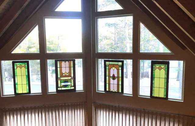 Beautiful large home available for a 3-6 month Seasonal lease! Call me and book today! Gallery 3