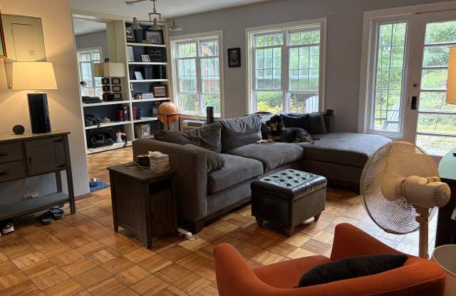 3439 Martha Custis Drive Gallery 3