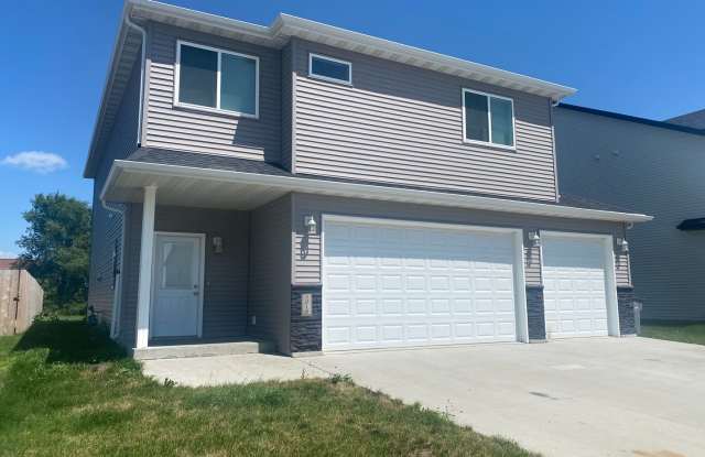 3 Bedroom Home in South Moorhead!! photos photos
