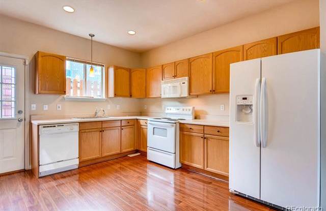 6065 Wadsworth Blvd Apt C Gallery 2