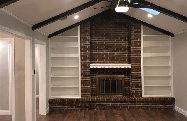 522 Live Oak Drive Gallery 2