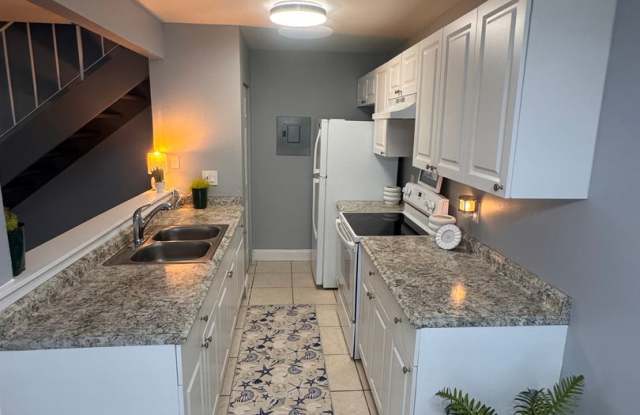 Open House Friday 8/8/25 Saturday 8/9/25 from 3-6 PM photos photos