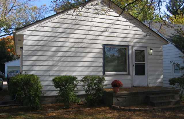 526 Spartan Avenue photos photos