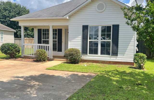 306 Haverhill Circle - Bonaire, Great Schools, Centrally Located photos photos
