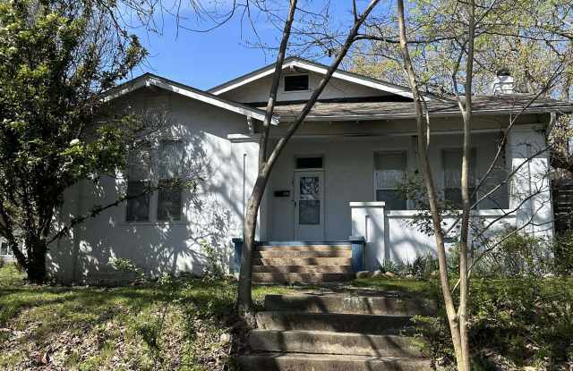1016 West Grand Avenue - 1016 West Grand Avenue, Hot Springs, AR 71901