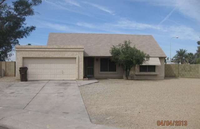 10614 N 72ND Avenue photos photos