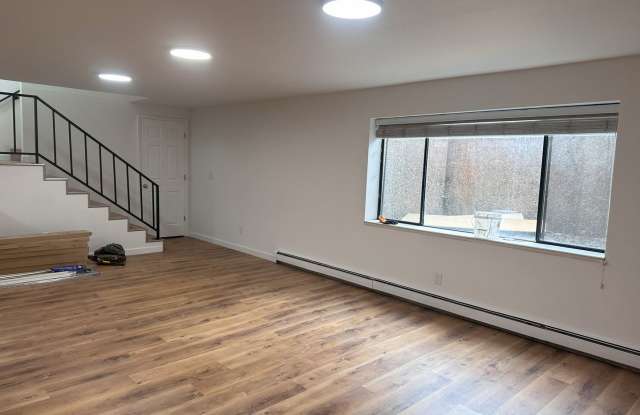 2321 Blake Avenue photos photos