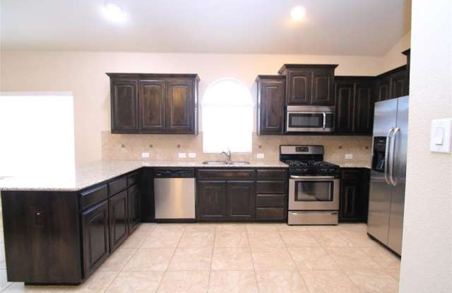 4817 Green River Drive Gallery 4