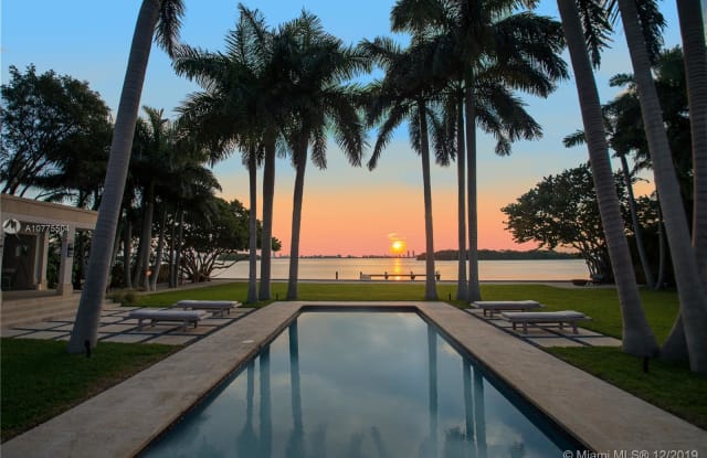 5811 N Bayshore Dr - 5811 Northeast Bayshore Drive, Miami, FL 33137