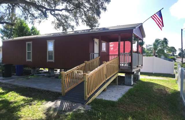 Cozy 1-Bedroom Home in Ideal Location – Perfect for a Low-Maintenance Lifestyle photos photos