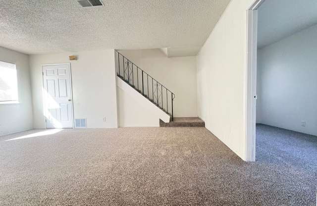 Updated Two-Bedroom, Two-Bathroom Unit for Rent Gallery 4