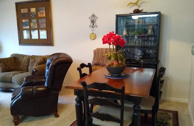 513 Golden Lake Loop Gallery 3