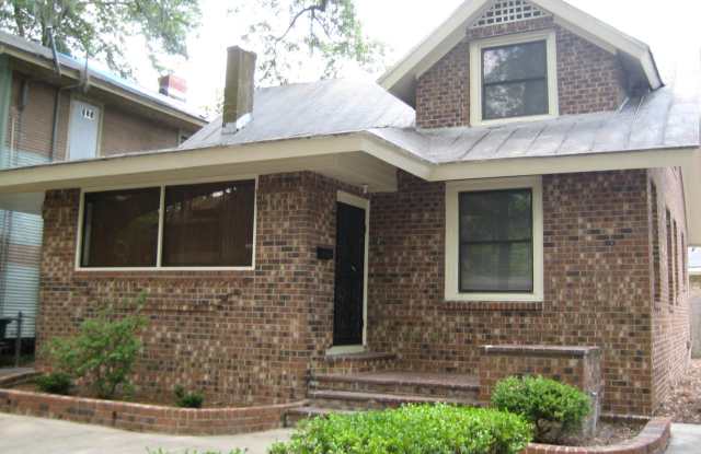 3 Bed/ 1.5 Bath All Brick Home Historic District! photos photos