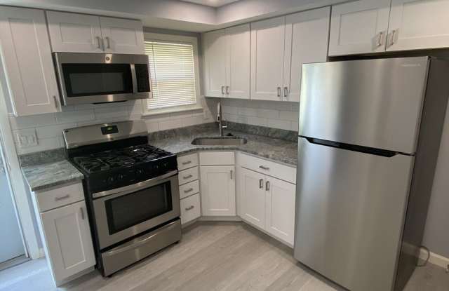 8 Regina Rd unit: A Gallery 2