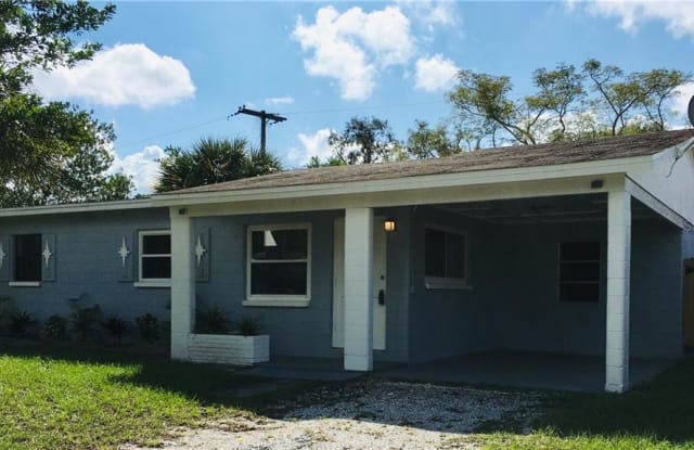 711 BELT COURT - 711 Belt Court, Tampa, FL 33612