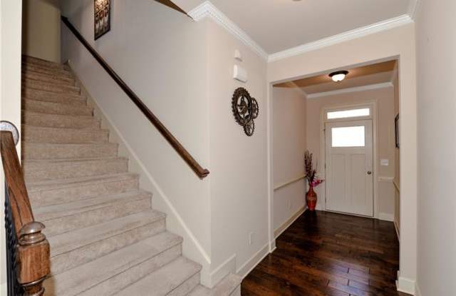 2349 Whiteoak Bend SE Gallery 2