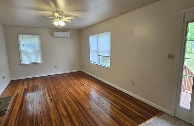 26534 Royal Oak Road Gallery 3