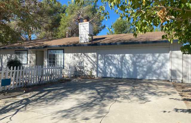 Lake Los Angeles 3 bedroom photos photos