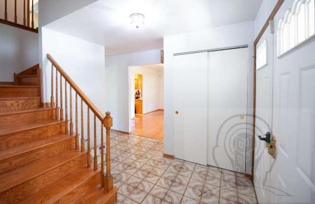 1158 Kingsport Drive Gallery 2