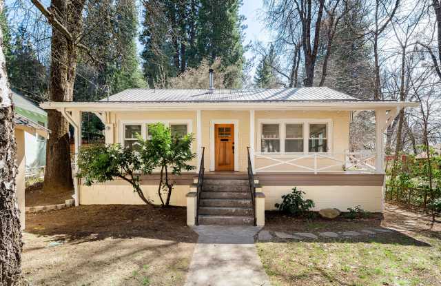 311 Mccloud Ave photos photos