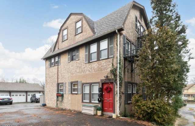 265 Glen Ave - 265 Glen Avenue, Midland Park, NJ 07432 265 Glen Ave - 265 Glen Avenue, Midland Park, NJ 07432