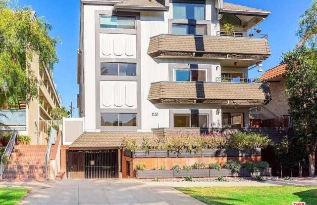 1131 12th St - 1131 12th Street, Santa Monica, CA 90403