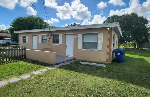 10422 SW 180th St - 10422 Southwest 180th Street, West Perrine, FL 33157