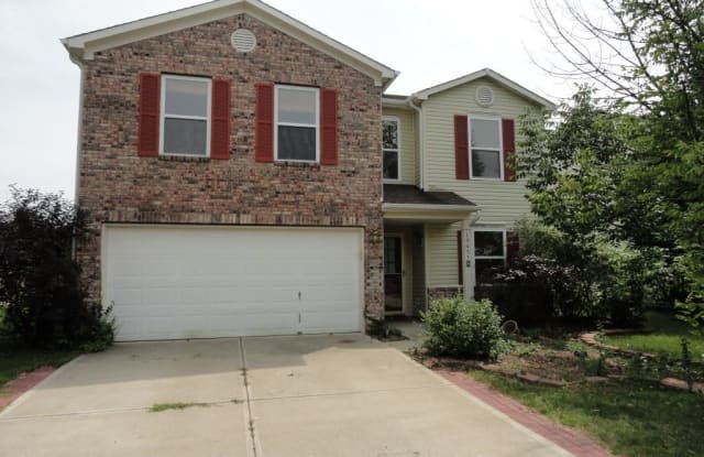 10155 Holly Berry Cir - 10155 Holly Berry Cir, Fishers, IN 46038