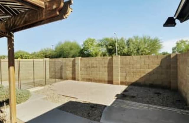 10207 N 60th Dr - 10207 North 60th Drive, Glendale, AZ 85302