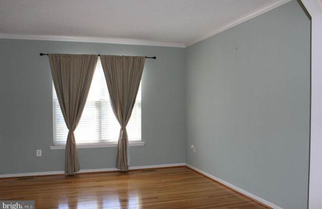 8798 COTTONGRASS STREET Gallery 3