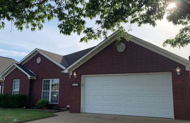 3 Bed 2 Bath/2 Car Garage and Fenced in Yard! photos photos 3 Bed 2 Bath/2 Car Garage and Fenced in Yard! photos photos